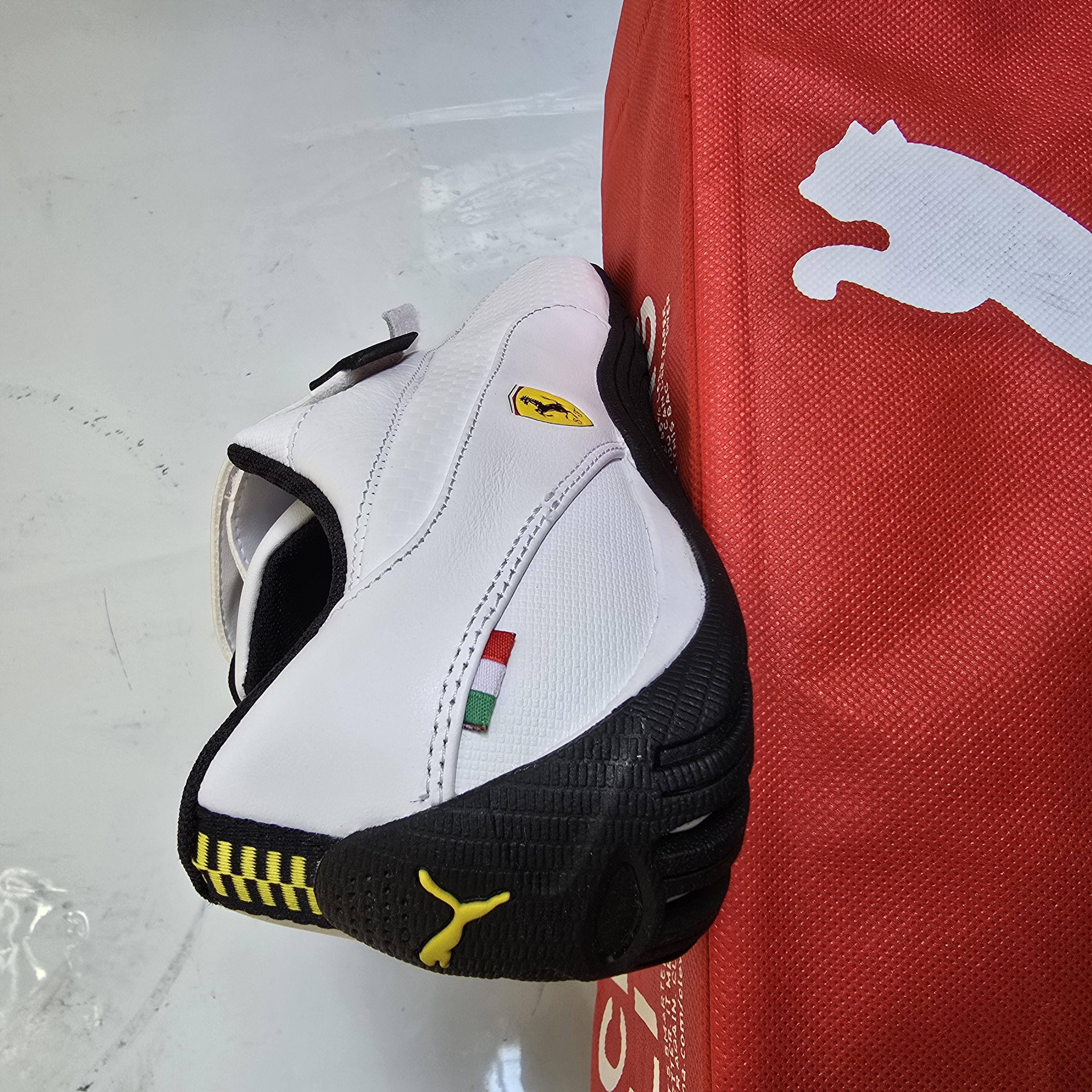 product-thumb